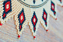 Ожерелые из бисера